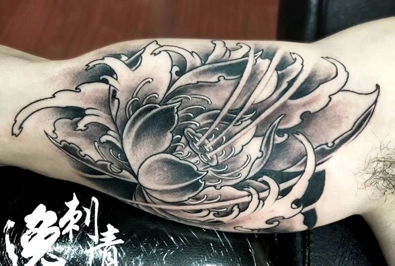 莲花纹身图片