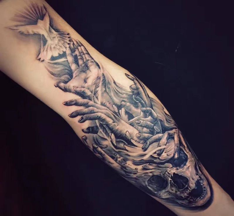 手纹身图片_成品欧美写实宗教静物鬼神纹身图案