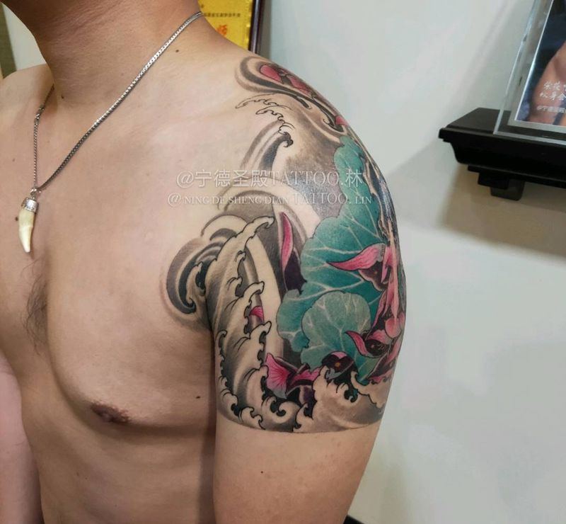 （鲤鱼）覆盖纹身图片_新传统纹身图案