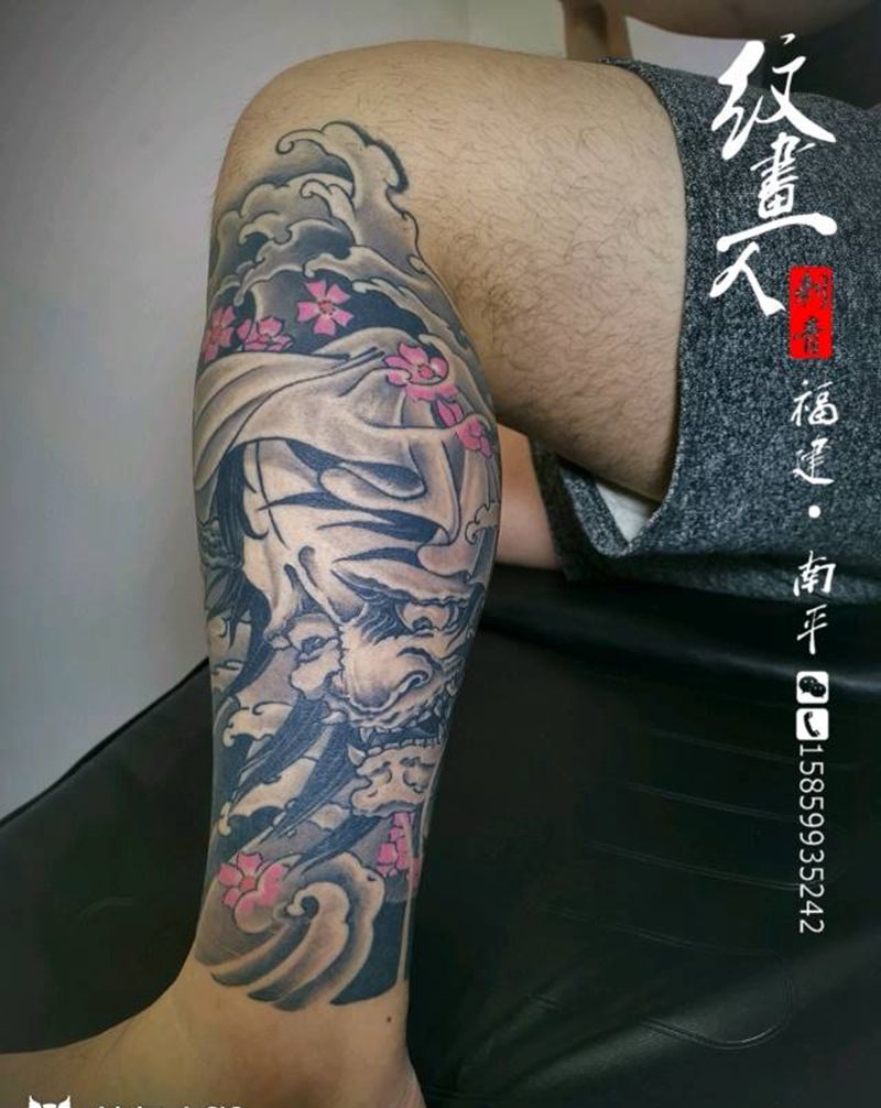 恢复一年后纹身图片_脚部新传统纹身图案