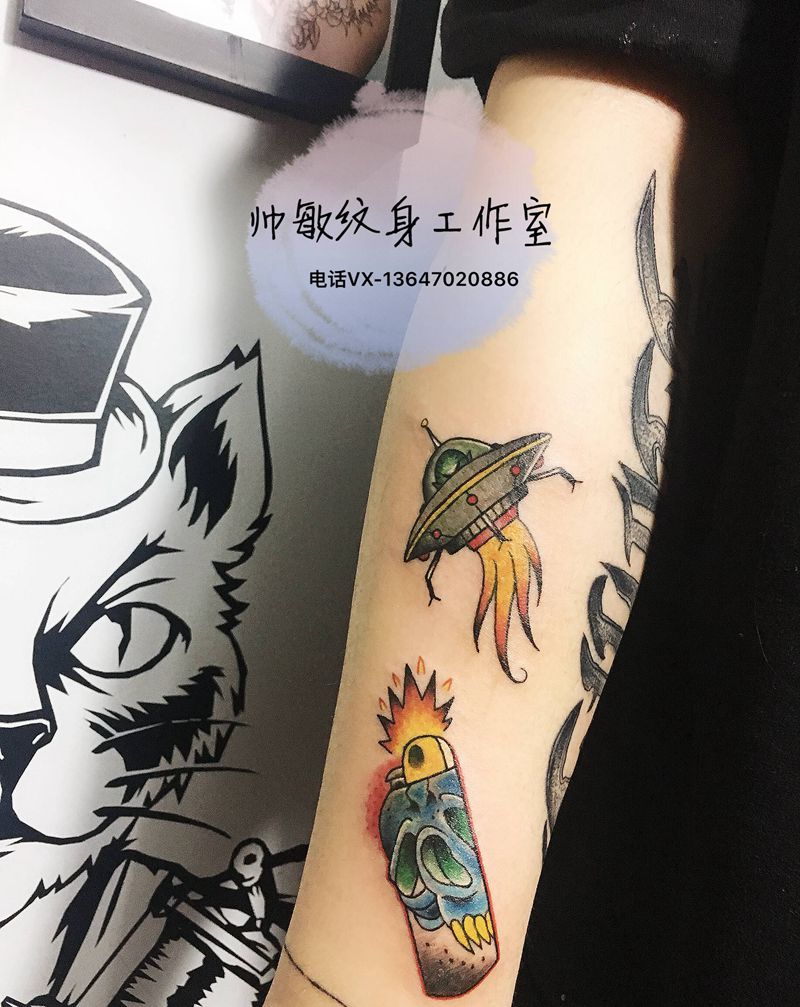 拼花臂纹身图片_手臂纹身图案