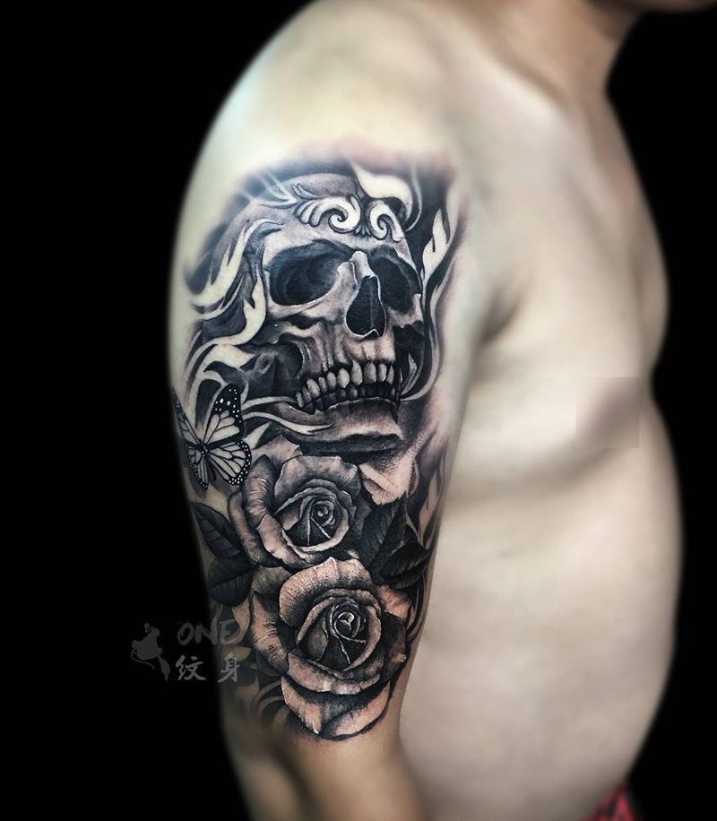 骷髅玫瑰纹身图片_手臂欧美写实点刺骷髅黑灰写实玫瑰欧美写实纹身图案