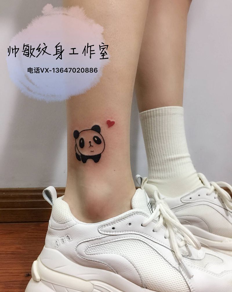 熊猫纹身图片_脚部纹身图案