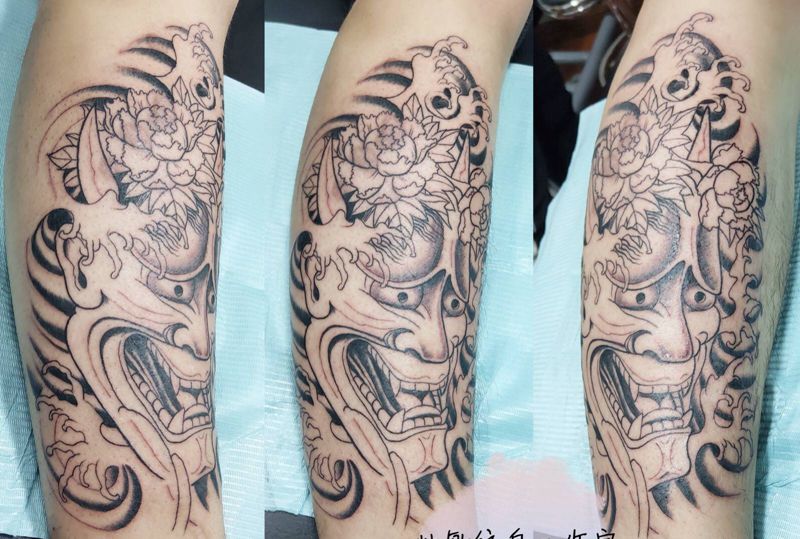 般若纹身图片_腿部纹身图案