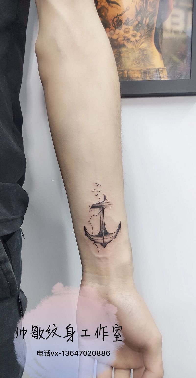 船锚纹身图片_手臂纹身图案