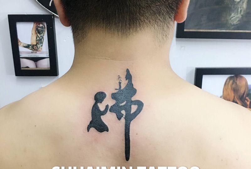 佛纹身图片_背部纹身图案