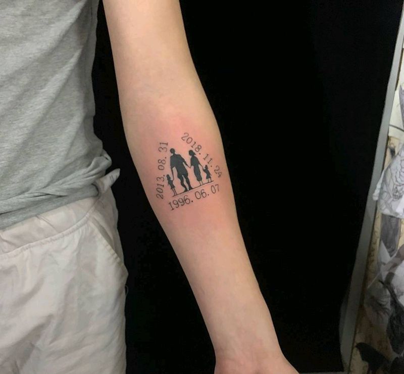 全家福纹身图片_手臂纹身图案