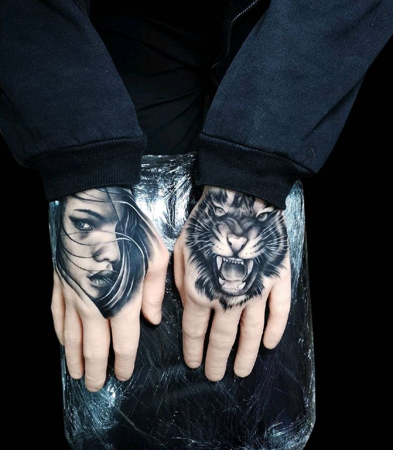 美女与野兽纹身图片_手部欧美写实美女手背手背老虎纹身图案