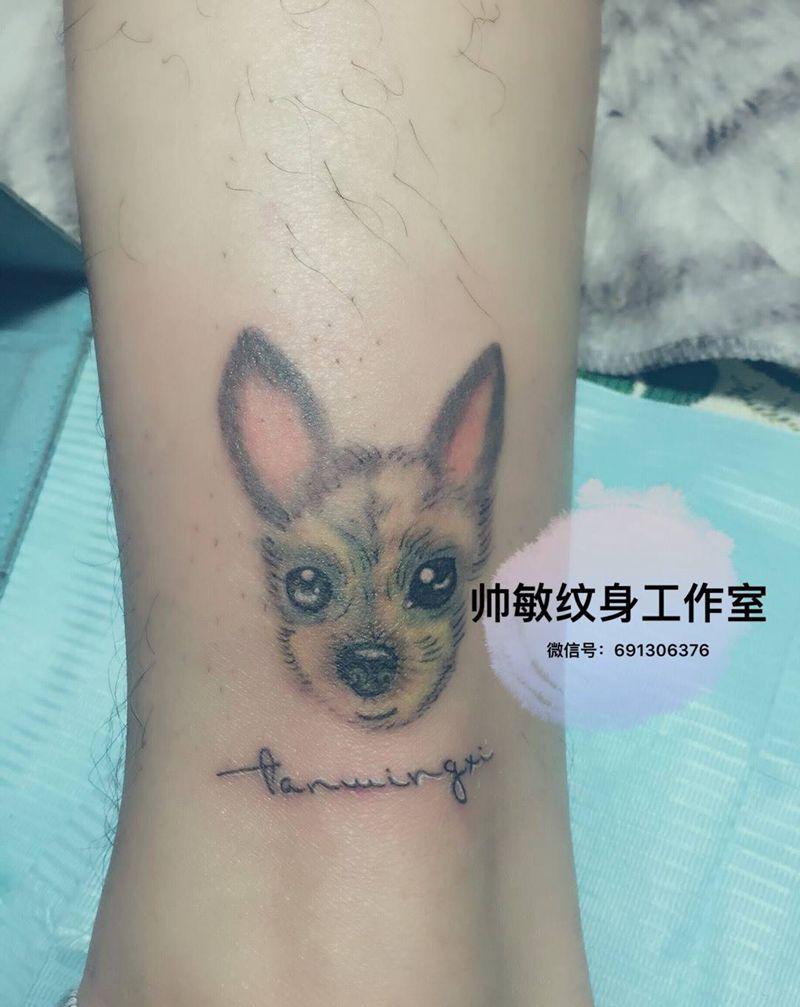 宠物狗卍纹身图片_帅敏TATO情侣动物写实清新脚部插画纹身图案