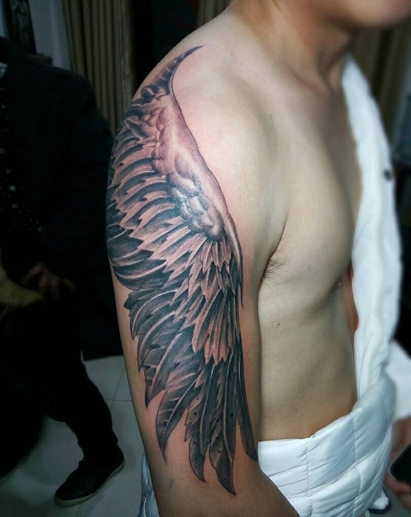 翅膀纹身图片