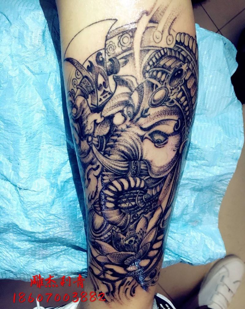 象神纹身图片_成品腿部脚部传统肖像鬼神宗教纹身图案