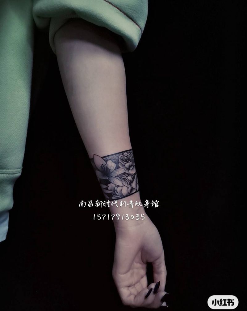 臂环纹身图片_手部纹身图案