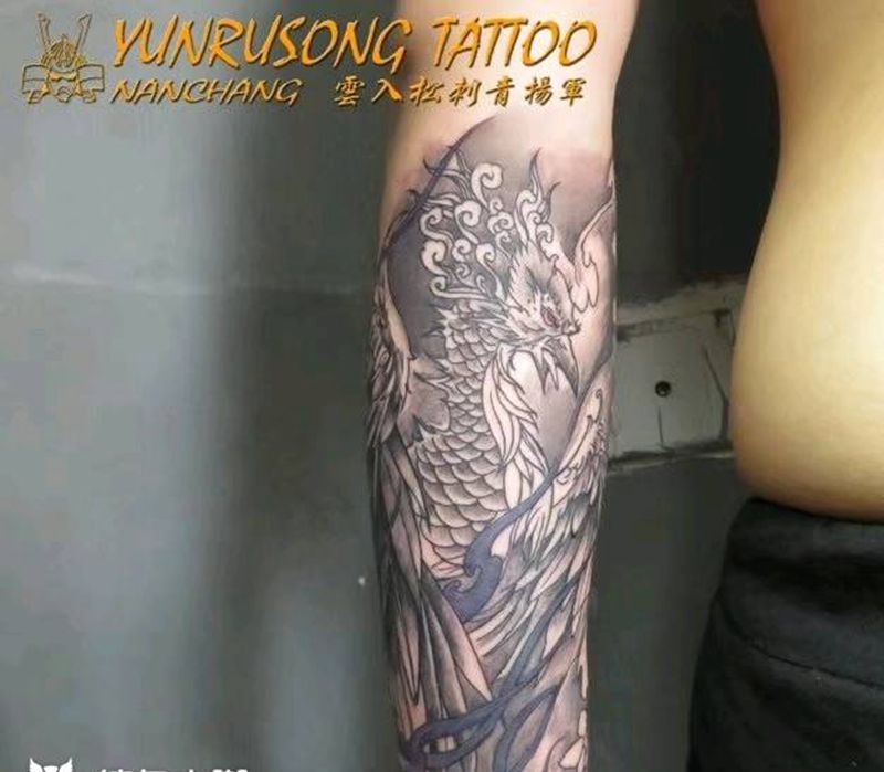 凤凰涅槃纹身图片