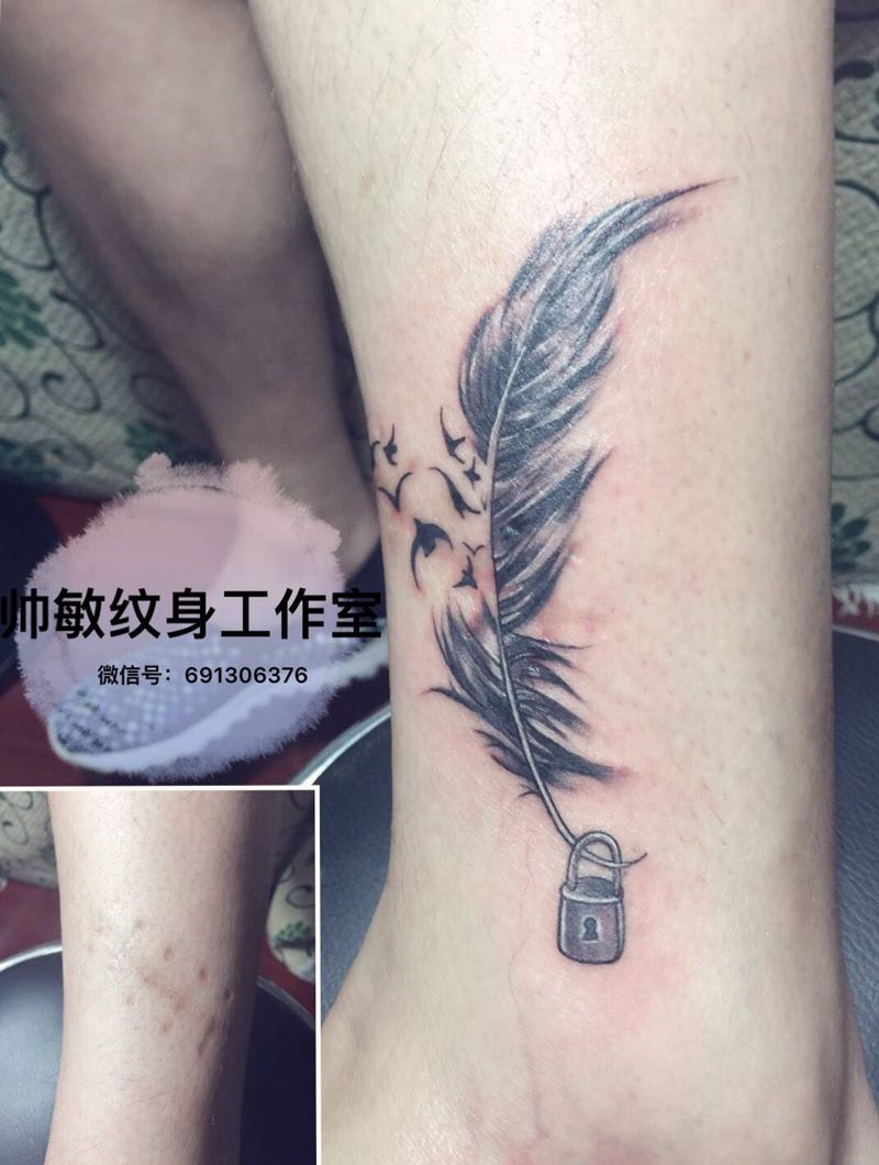 羽毛锁卍纹身图片_帅敏TATO情侣清新脚部插画纹身图案