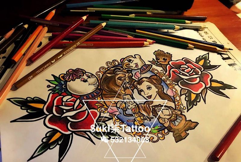 花胸手稿纹身图片