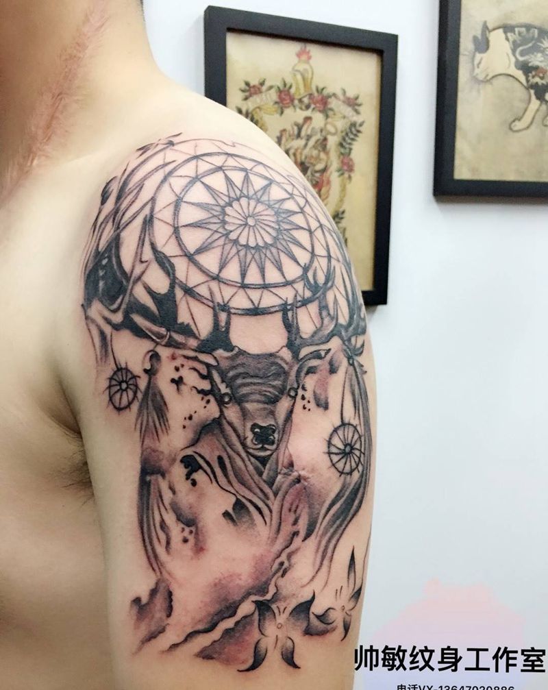 鹿卐纹身图片_帅敏TATTOO动物传统手臂手稿纹身图案