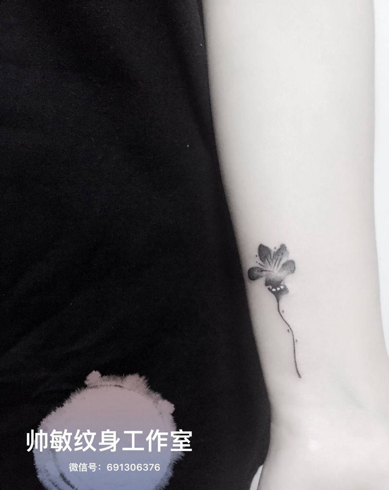 水墨卍纹身图片_帅敏TATTOO静物植物写实手臂插画纹身图案