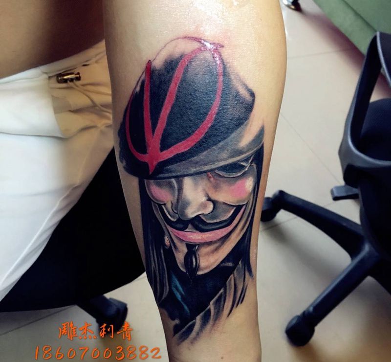 v字仇杀队纹身图片_成品手臂手部欧美肖像写实人物鬼神宗教纹身图案
