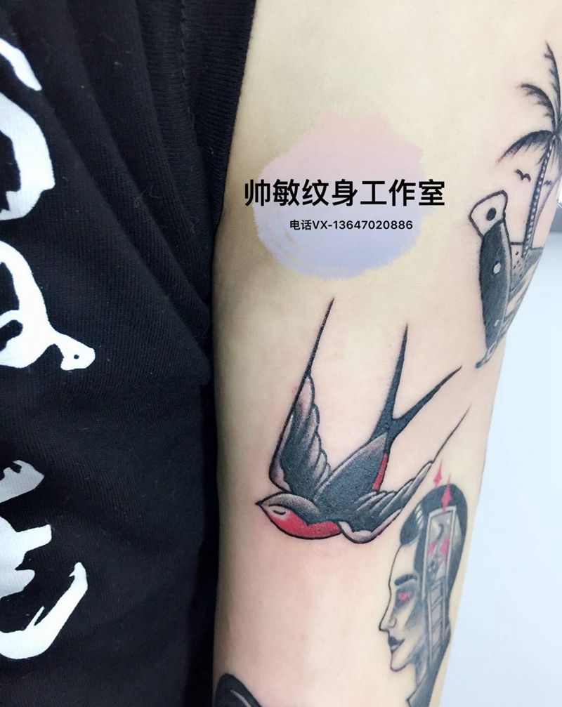 燕子纹身图片_帅敏TATTOO动物欧美手部手稿纹身图案