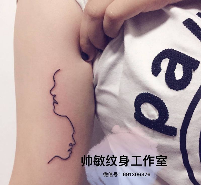 线条纹身图片_帅敏TATTOO几何清新手部手稿纹身图案