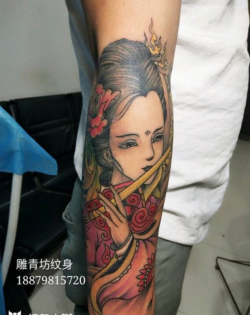 艺妓牡丹包小臂纹身图片