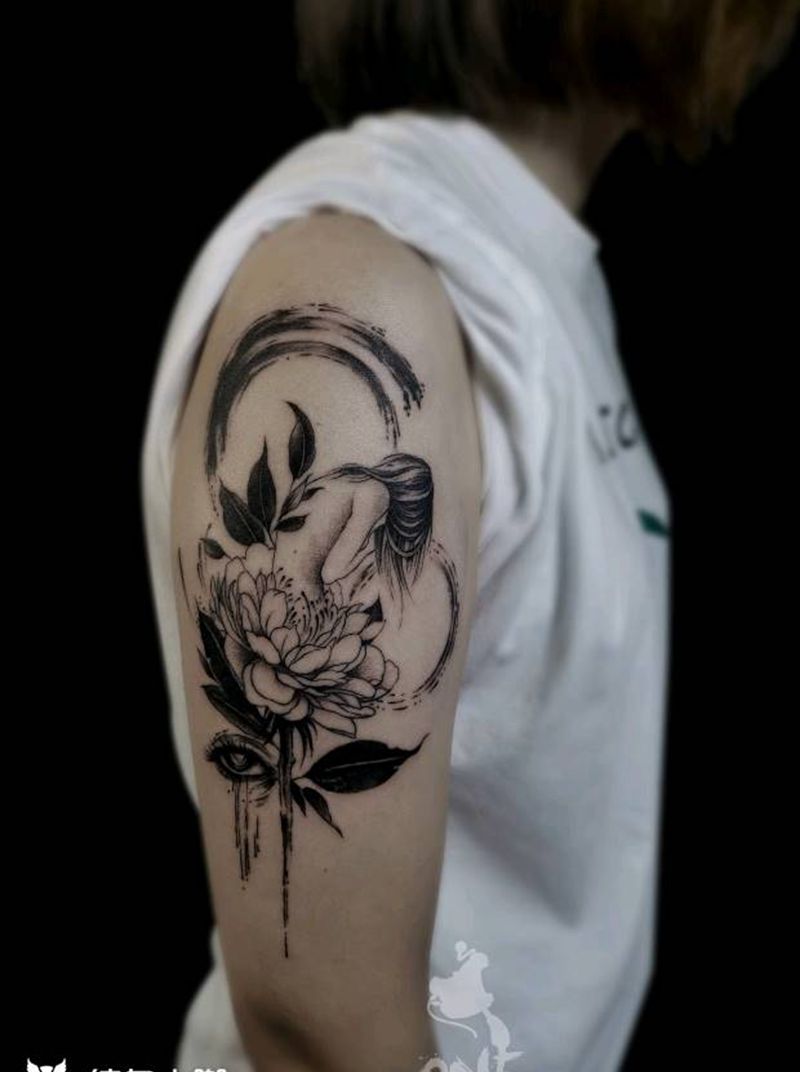 水墨艺妓美女纹身图片_手部手臂新传统水墨水墨美女艺妓美女大臂艺妓纹身图案