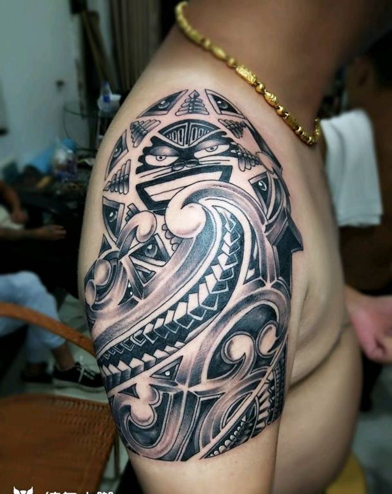 大臂图腾纹身图片