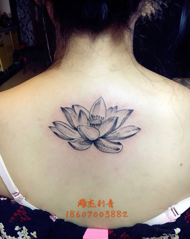 小清新莲花纹身图片_成品背部颈部传统清新植物贴纸静物纹身图案