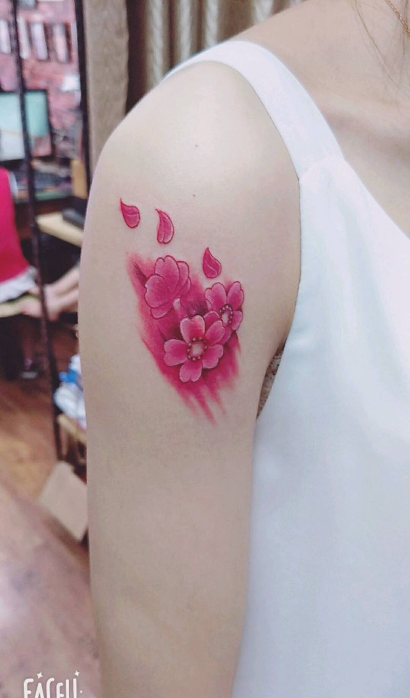 樱花遮疤纹身图片