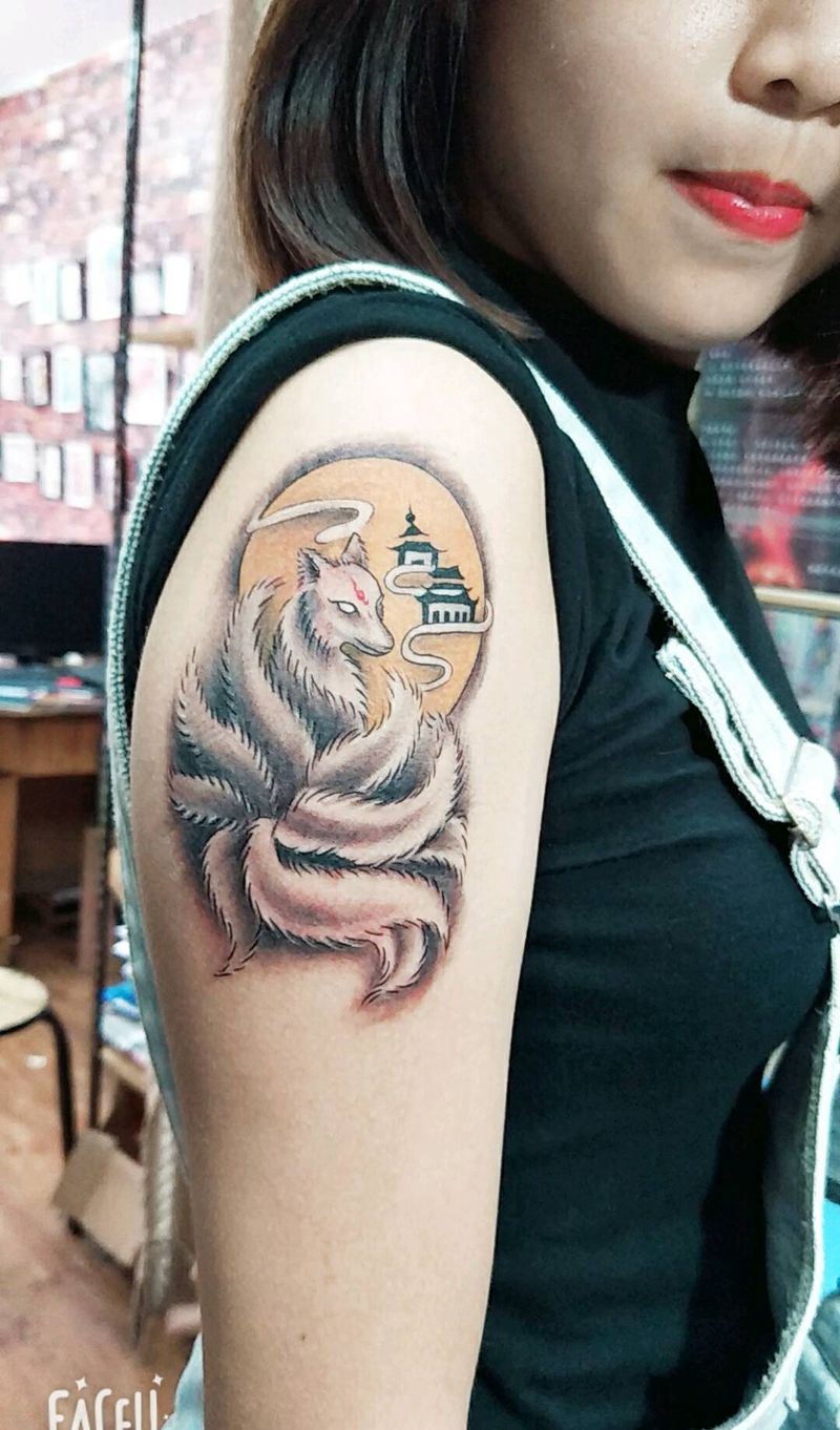 九尾狐纹身图片