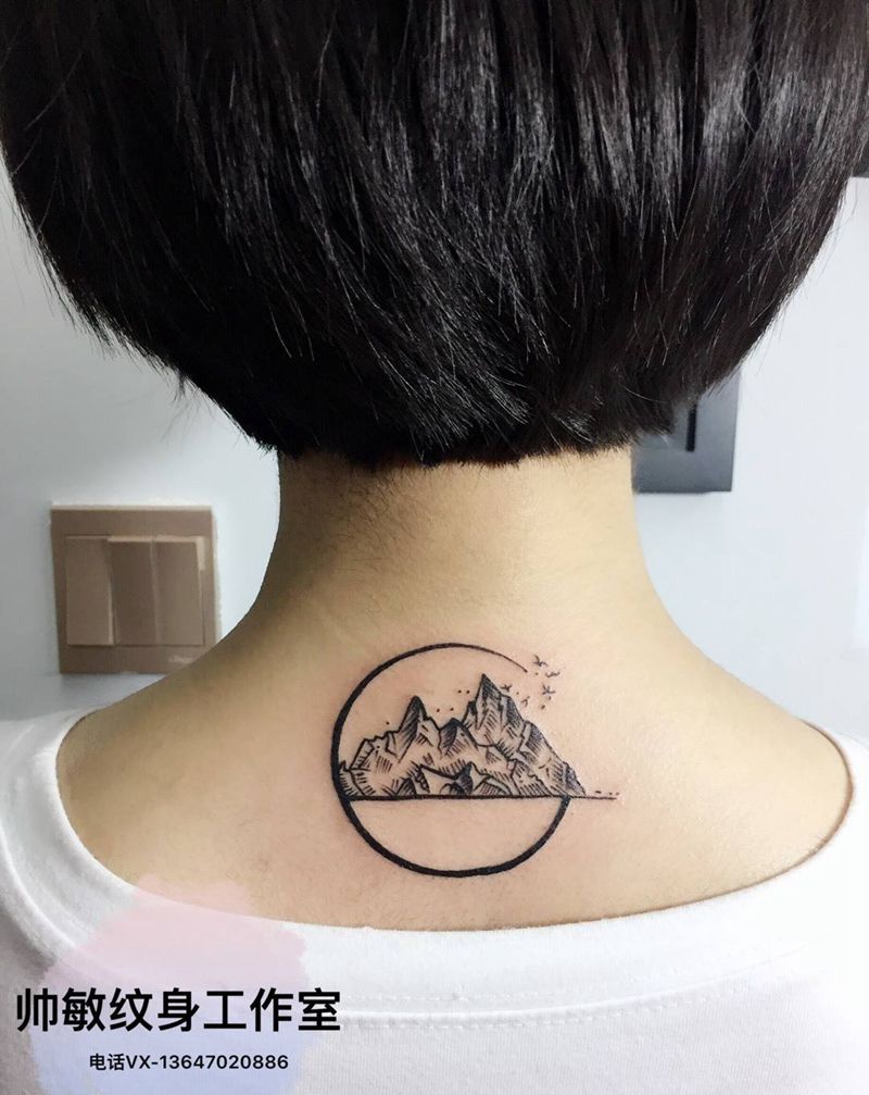 山峰⛰️纹身图片_帅敏TATTOO静物传统颈部手稿纹身图案