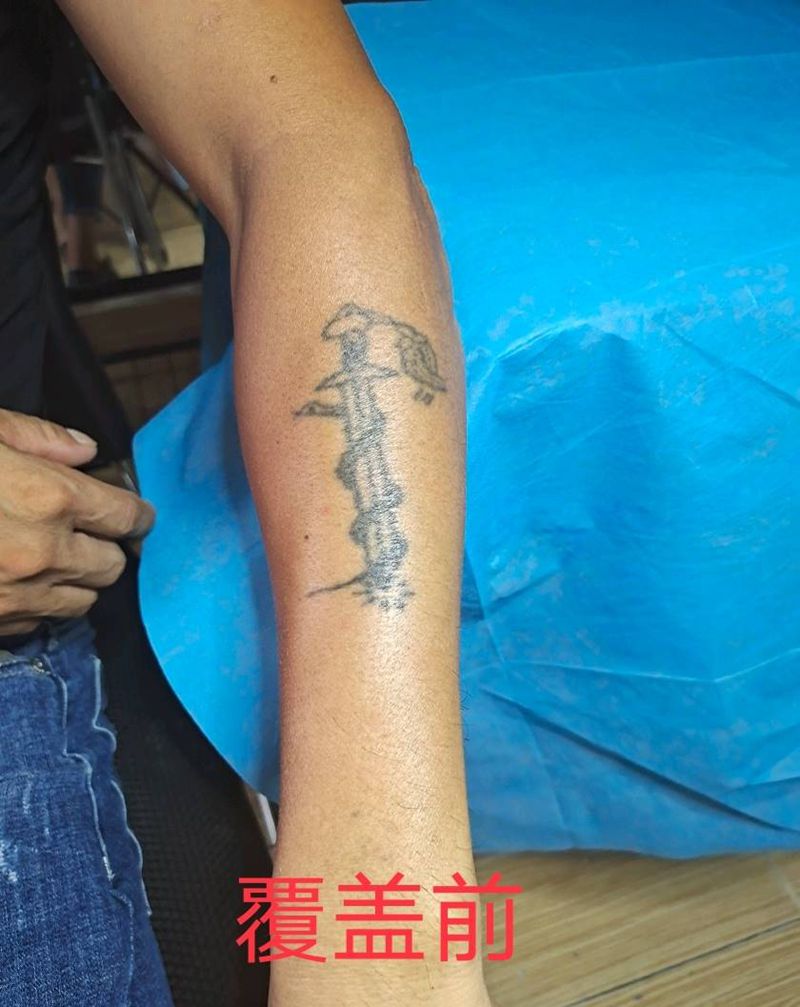 覆盖！鲤鱼纹身图片_手臂纹身图案