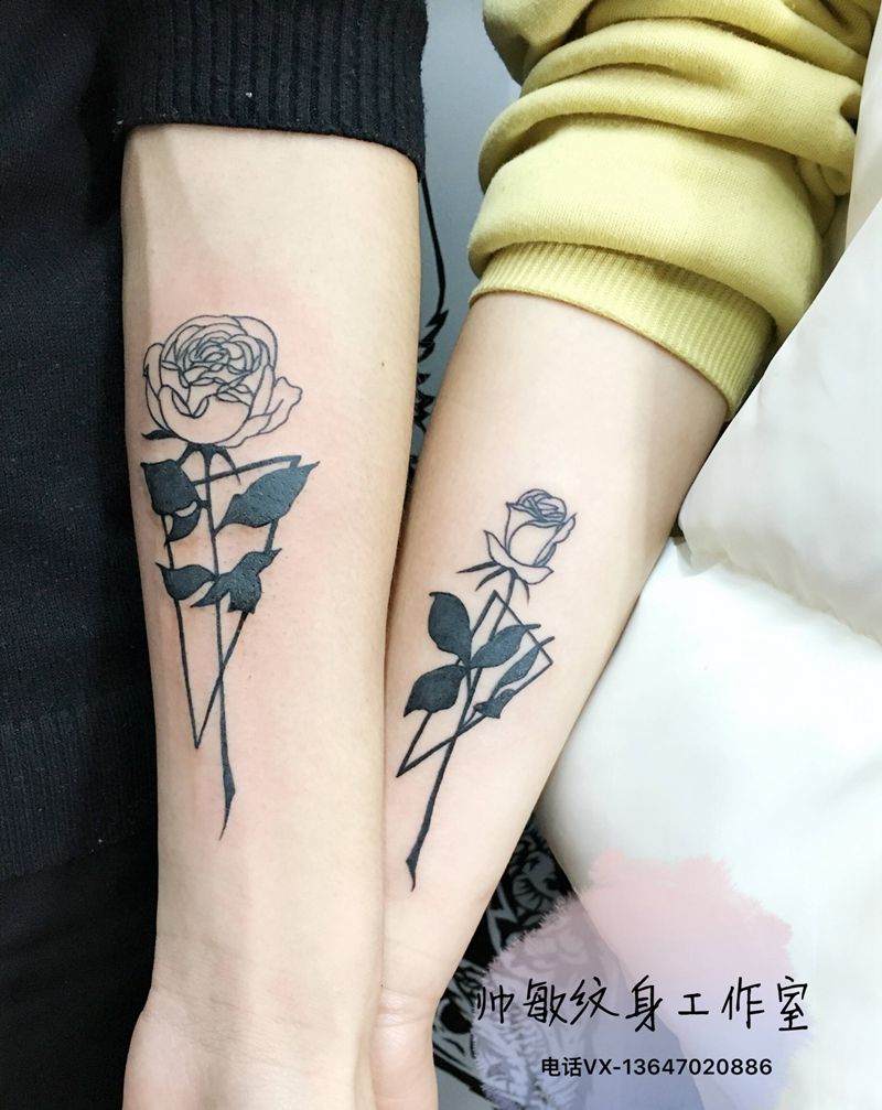 情侣玫瑰纹身图片