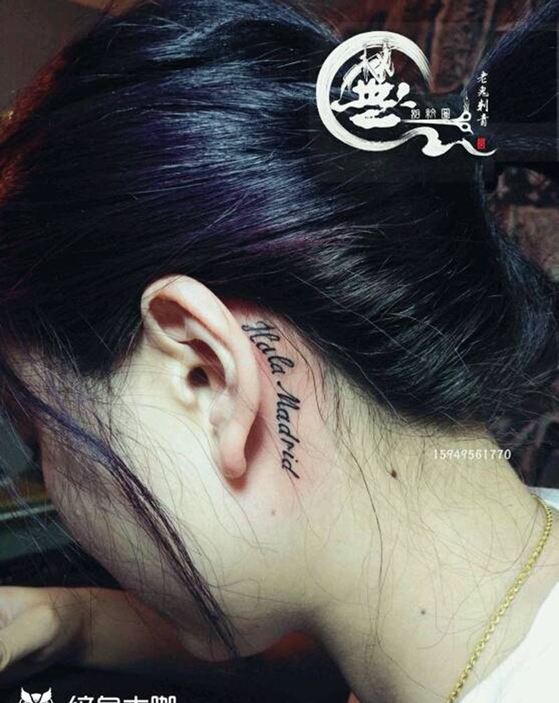 耳后字母纹身图片_颈部字符纹身图案