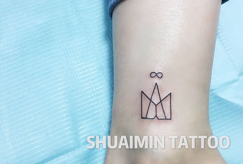 ⛰️纹身图片_脚部纹身图案