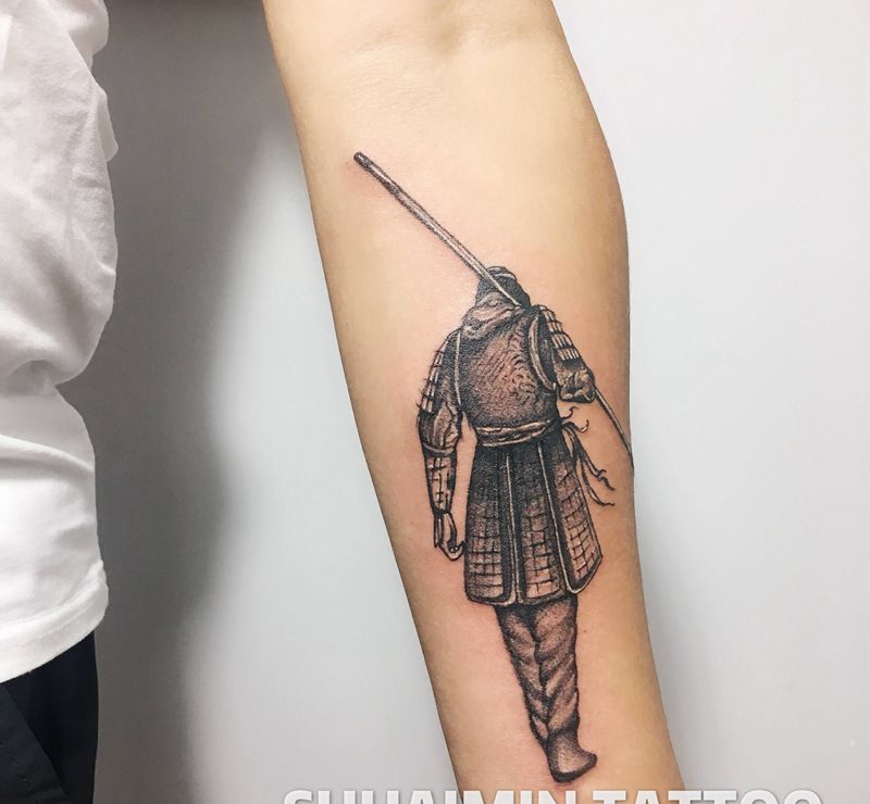 背影纹身图片_手臂纹身图案