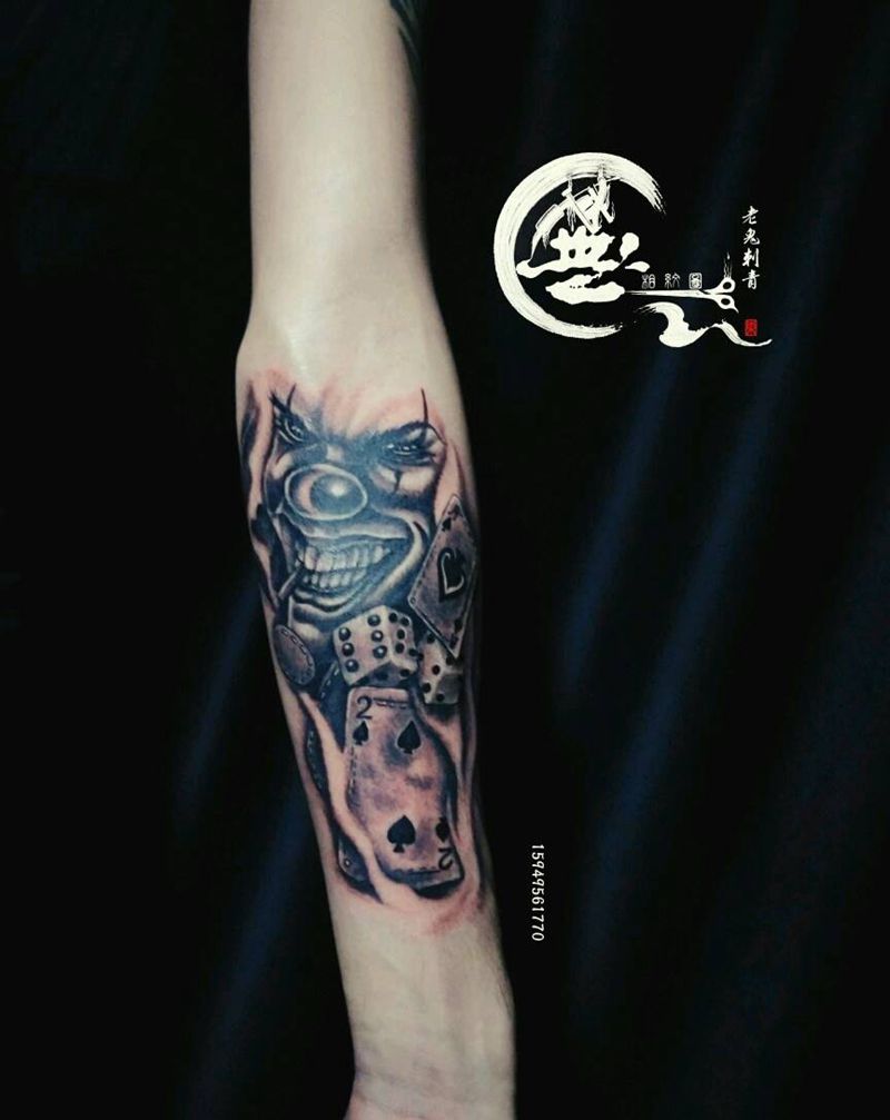 小丑纹身图片_手臂欧美成品纹身图案