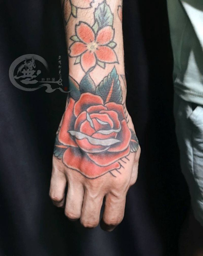 手背纹身纹身图片_手部Old School纹身图案