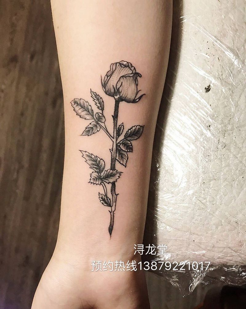 一朵花儿开纹身图片