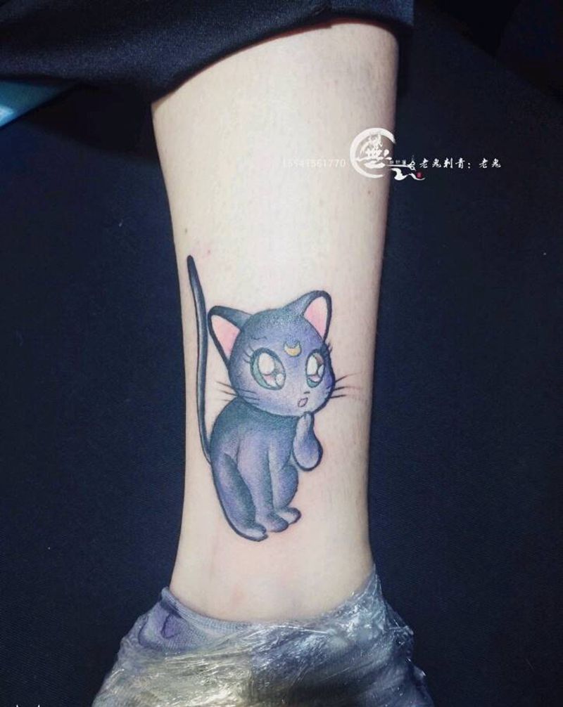 喵纹身图片_腿部动物成品纹身图案