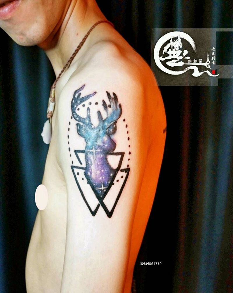 鹿纹身图片_手臂清新成品纹身图案