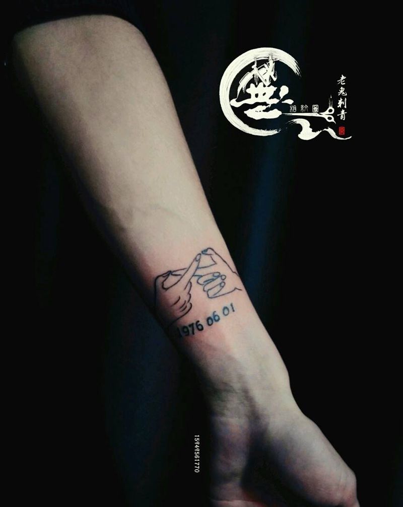 小清新纹身图片_手部清新成品纹身图案