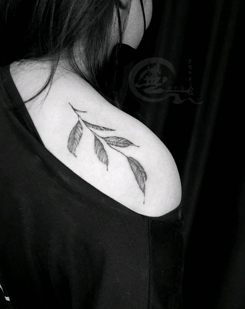 肩头小清新纹身图片_肩部纹身图案