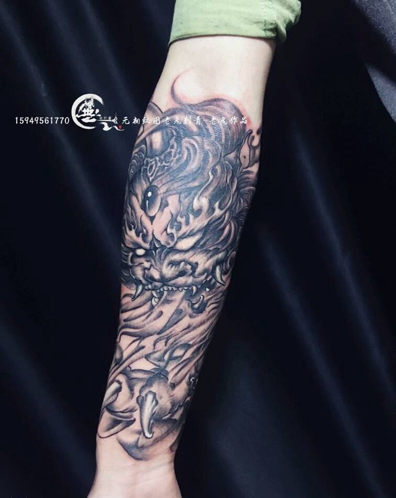 唐狮纹身图片_新传统纹身图案