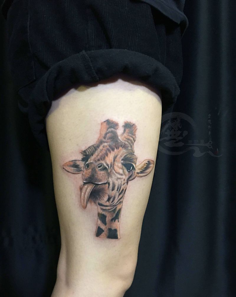 鹿纹身图片_脚部纹身图案