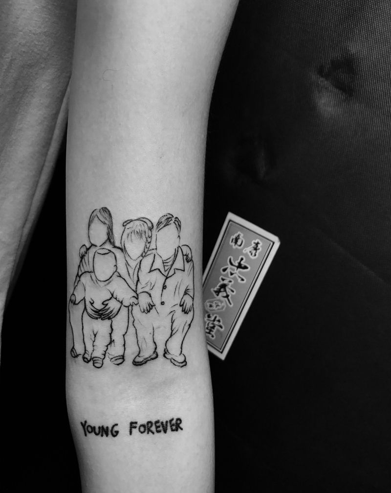 照片纹身图片_成品几何图腾植物字符情侣鬼神人物纹身图案