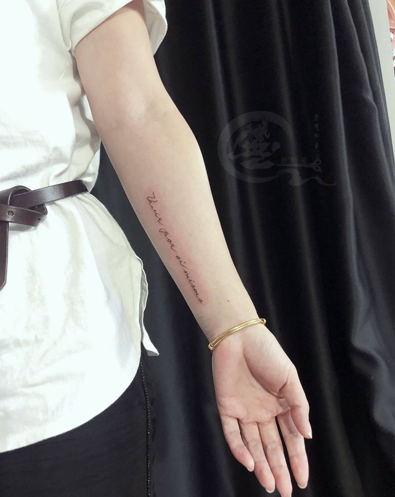 字母一组纹身图片_手臂纹身图案