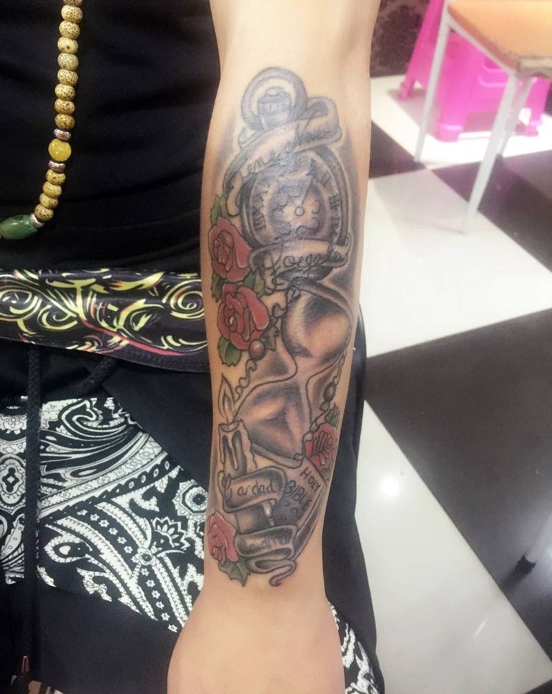 怀表 沙漏纹身图片