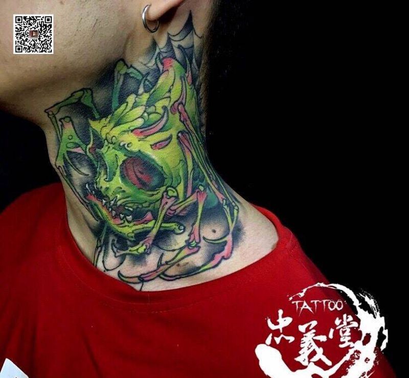 schonl纹身图片_颈部New School纹身图案