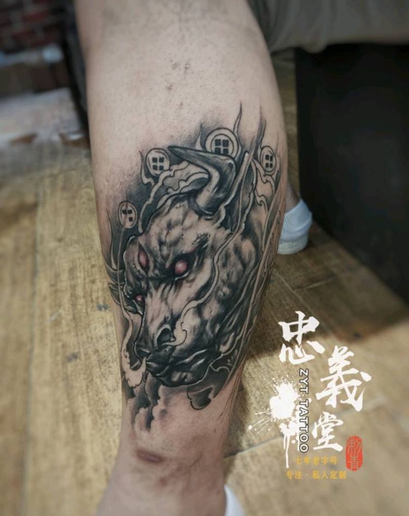牛头纹身图片_脚部新传统纹身图案